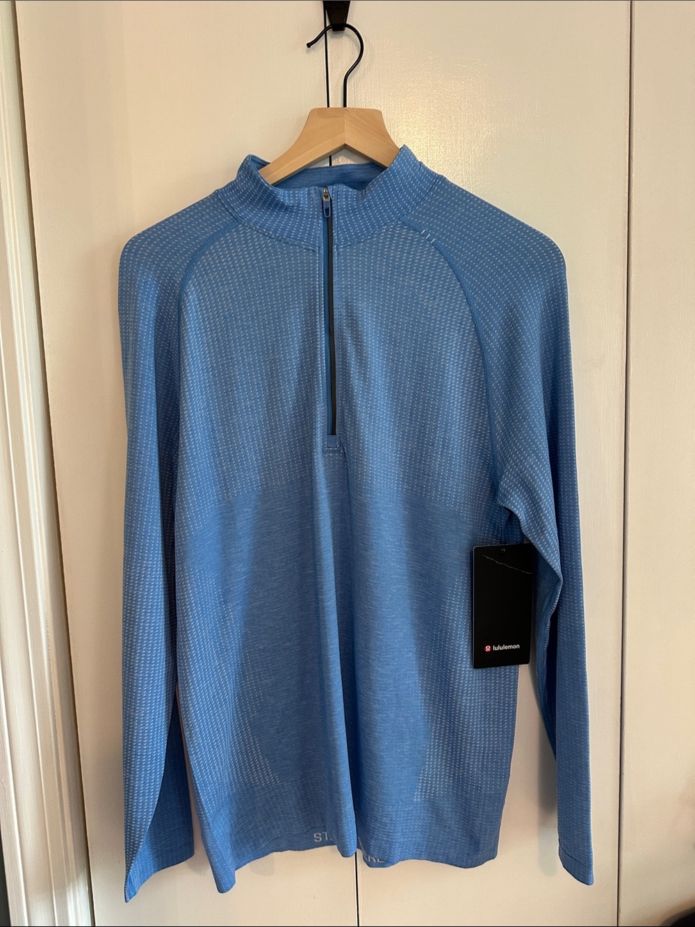 lululemon Men’s Metal Vent Tech Half Zip